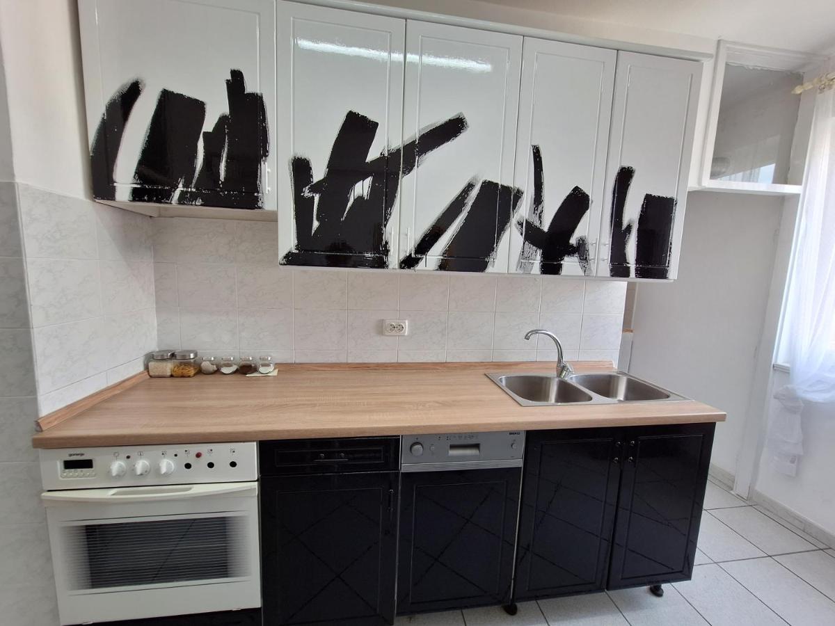 Two Bedroom Apartment Alma 扎达尔 外观 照片